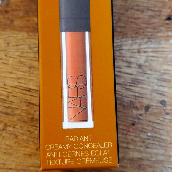 NARS Mini Concealer - Picture 2 of 6